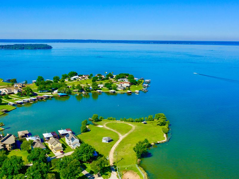 Lot Near 2nd Largest Lake in Texas : Livingston : Polk County : Texas