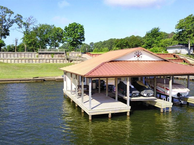 Waterfront Lot Boathouse Lake : Frankston : Henderson County : Texas