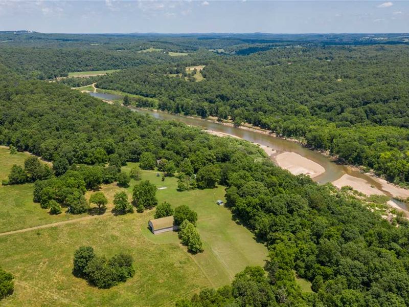 Stunning Recreational Retreat Land for Sale in Gainesville, Ozark