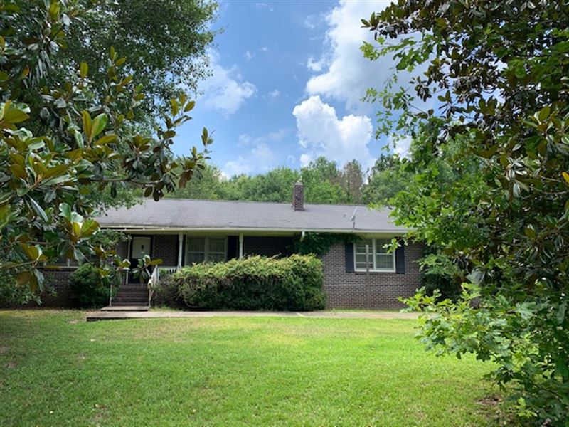Farm Home with Acreage Land for Sale in McCormick, McCormick County