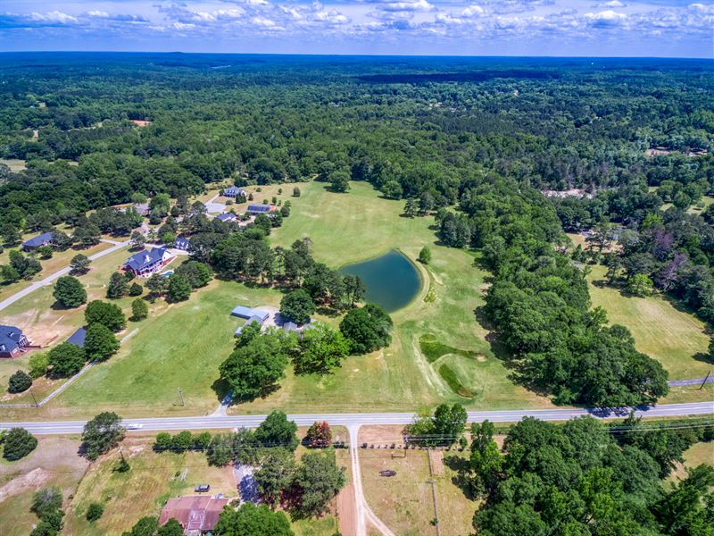 Brick Ranch on 24+ Acres with Lake : Loganville : Walton County : Georgia