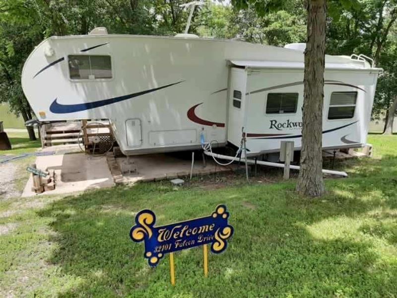 Waterfront Camper Lake Lot For Sale Land For Sale In Unionville Putnam County Missouri 245561 Landflip
