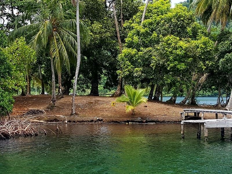 Idyllic Islands Tierra Oscura Bocas : Panama