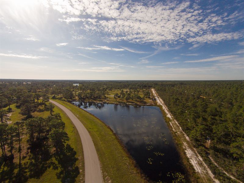 Lakefront Lot in Gated Community : Sebring : Highlands County : Florida