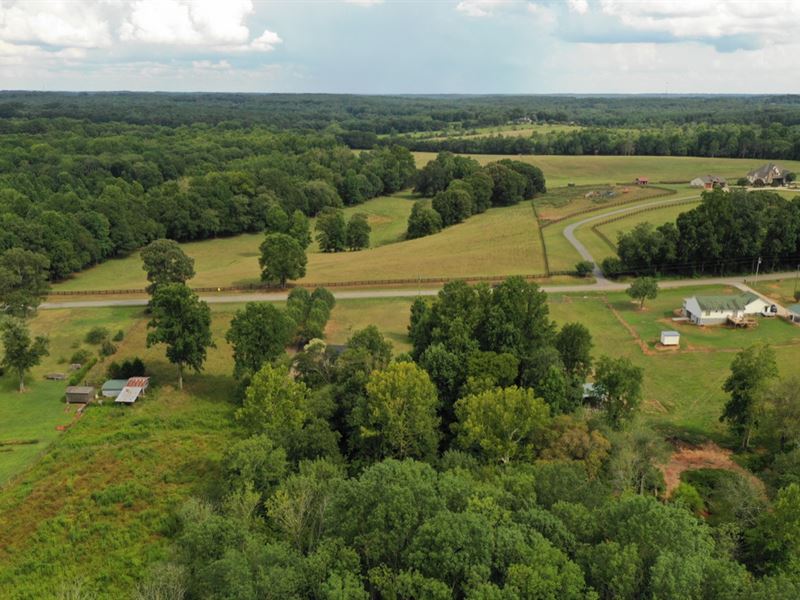 Beautiful Homesite Land for Sale in Fair Play, Oconee County, South