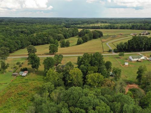 Beautiful Homesite : Fair Play : Oconee County : South Carolina