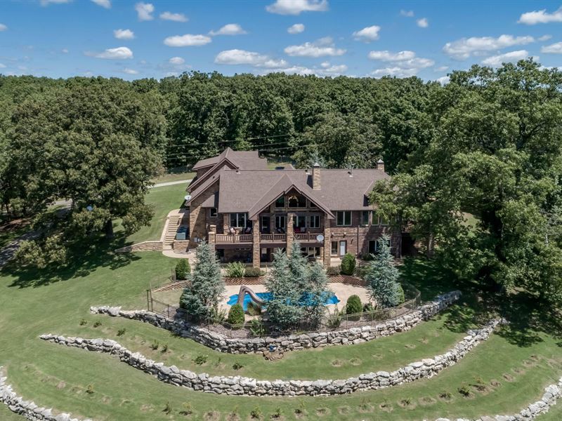 Executive 50 Acre Equestrian Estate : Adair : Mayes County : Oklahoma