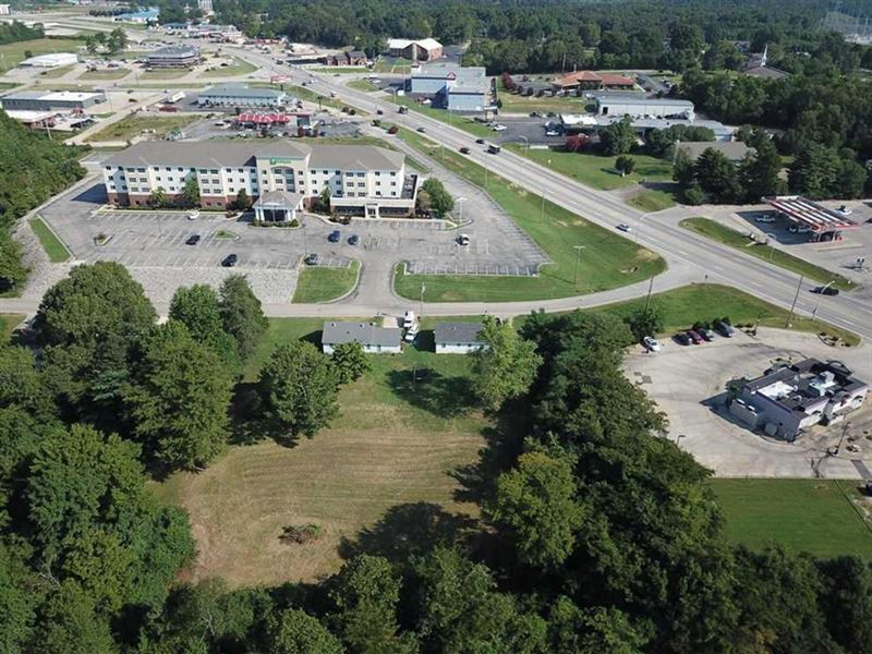 1.3 Acres Commercial Property : Poplar Bluff : Butler County : Missouri