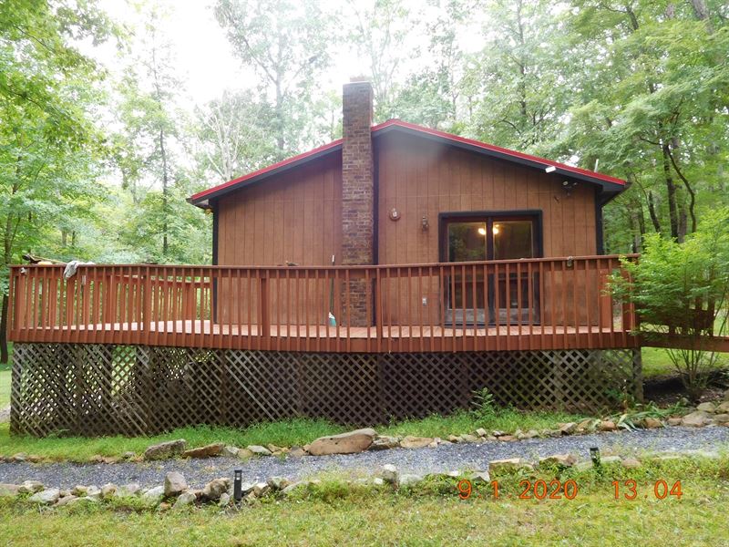Nice 3 Bedroom, 1 Bath Cabin Woods : Capon Bridge : Hampshire County : West Virginia