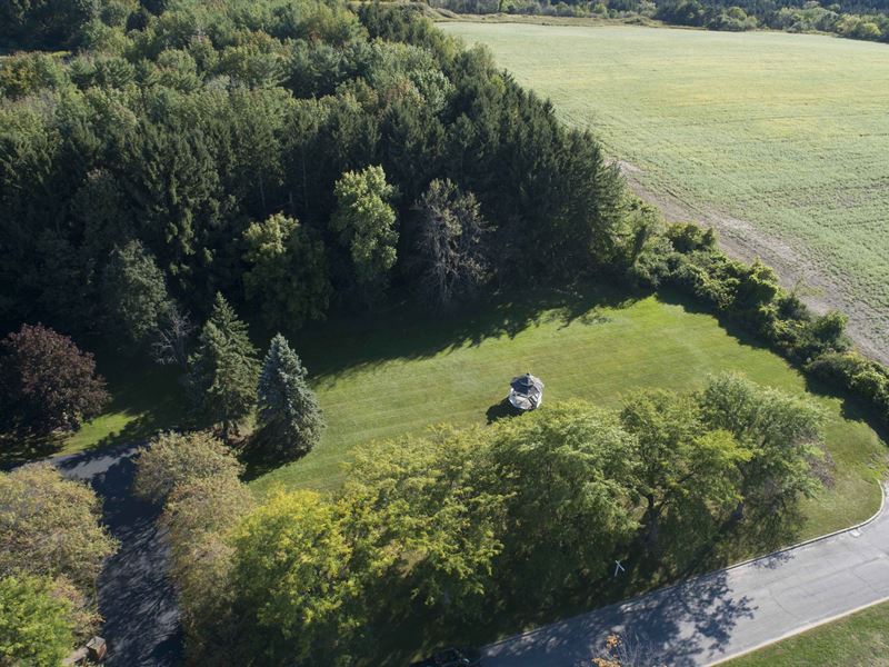 Building Lot with Full Utilities : Oneida : Madison County : New York
