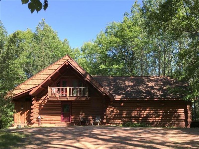 Log Home with 8+ Acres Land for Sale in Hazelhurst, Oneida County