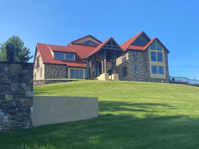 Stunning Home in Richlands VA : Richlands : Tazewell County : Virginia