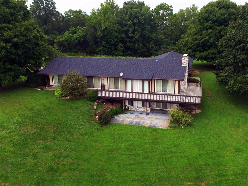 Vintage Luxury Country Home : Morrison : Gasconade County : Missouri