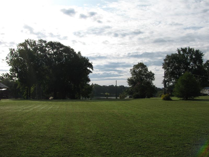 Water View Lot Savannah, TN Indian : Savannah : Hardin County : Tennessee