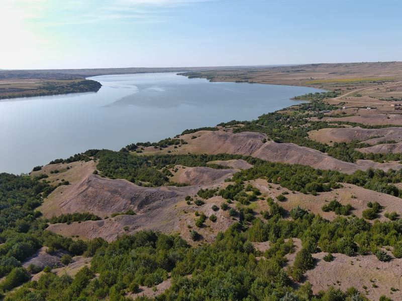 Bad Hand Bluffs 5 Acres : Chamberlain : Brule County : South Dakota