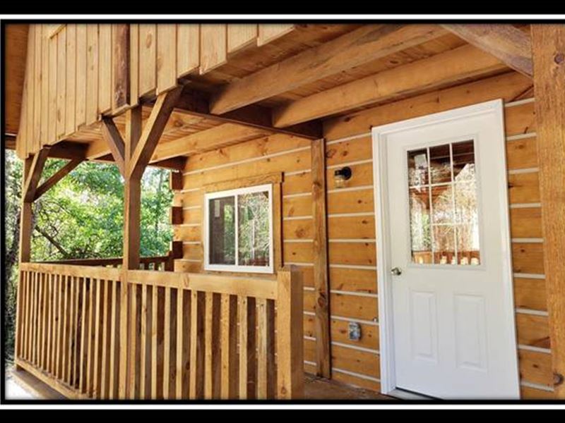 The Cabin at Mans Fork : McConnelsville : Morgan County : Ohio