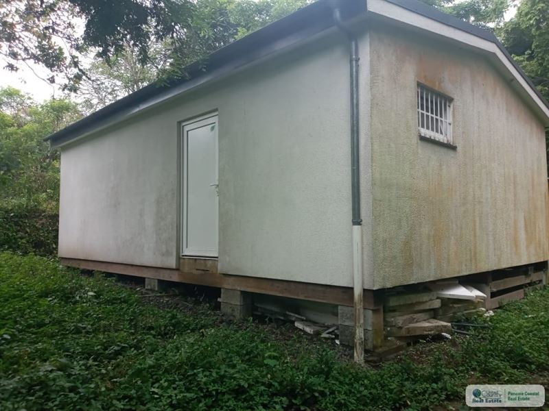 Lot 2 Houses Las Cumbres Panama : Panama
