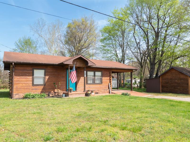 Cute and Cozy Log-Style Home in Don : Doniphan : Ripley County : Missouri