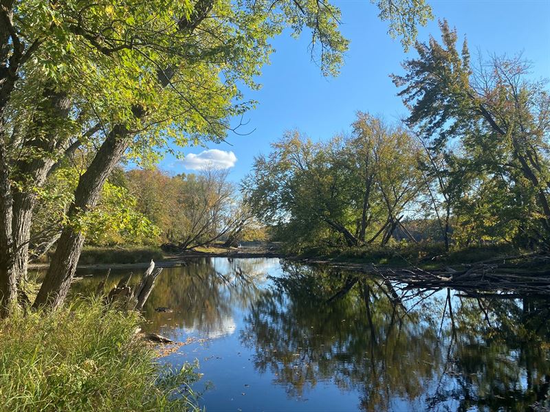 Riverfront Land : Mattawamkeag : Penobscot County : Maine