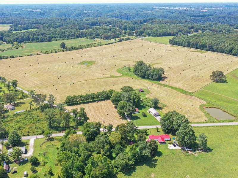 Home, Buildings & Acreage in Tracts : Sparta : White County : Tennessee