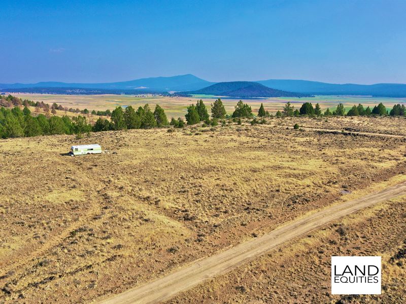 Beautiful Sprague River Valley View : Sprague River : Klamath County : Oregon