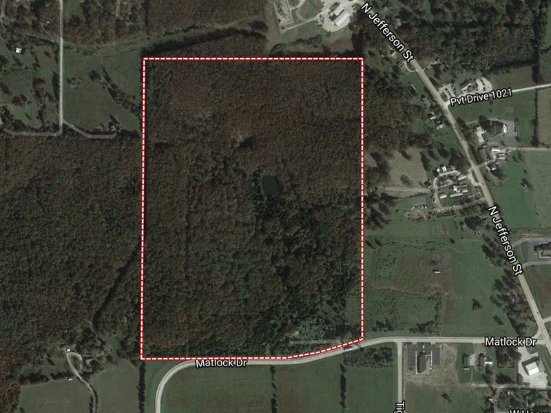 Large Acreage Edge City Limits St : Saint James : Phelps County : Missouri