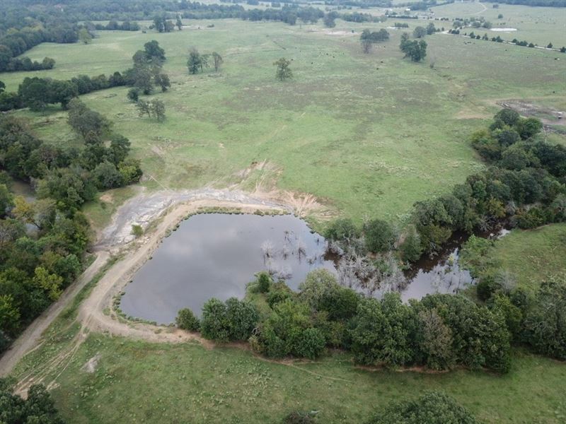 Hunting and Farm in Oklahoma : Red Oak : Le Flore County : Oklahoma