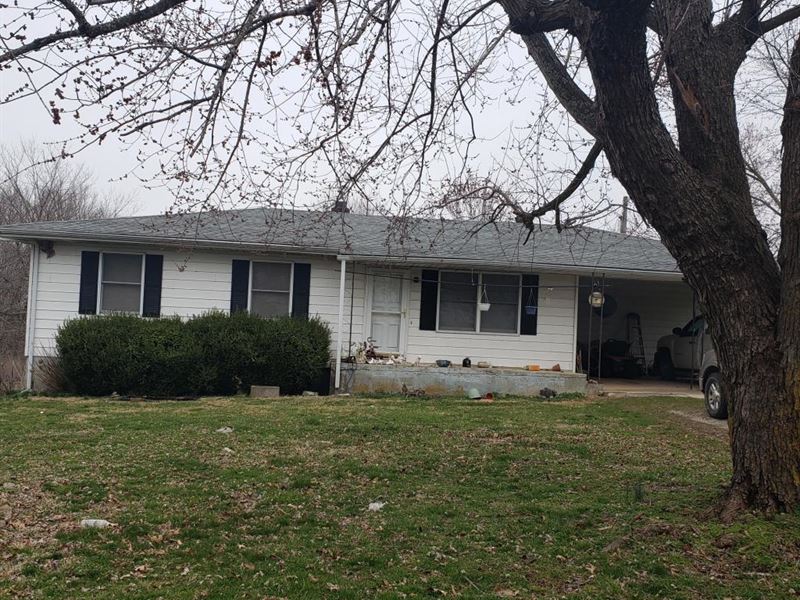 Homestead, Small Acerage, Barn : Mountain Grove : Wright County : Missouri