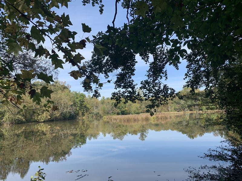 Broadway Lake Frontage : Anderson : Anderson County : South Carolina