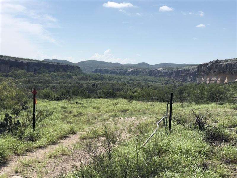Osman Canyon 7 with Electricity : Langtry : Val Verde County : Texas