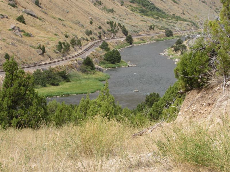 Hole in The Canyon Ranch : Thermopolis : Hot Springs County : Wyoming