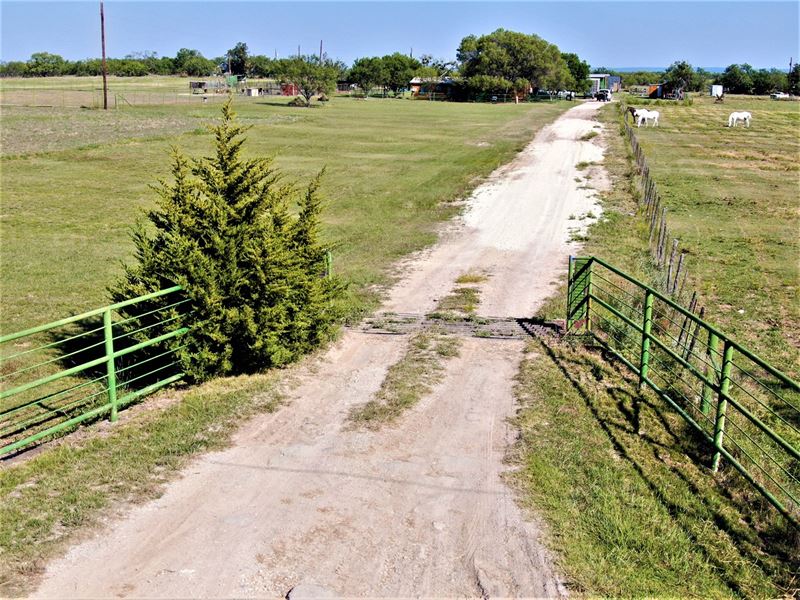 Country Living at It's Best : Novice : Coleman County : Texas
