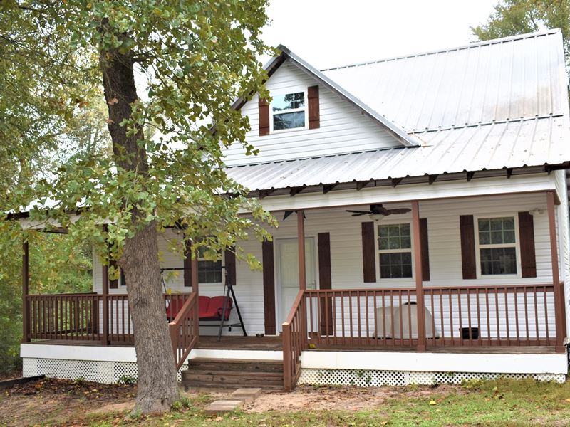 Country Home : Centerville : Leon County : Texas