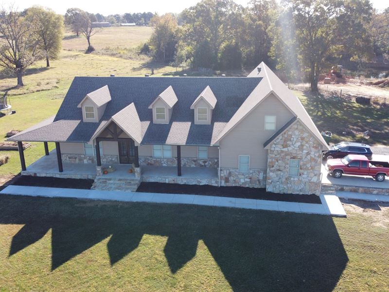 Country Home Arkansas Near Conway : Center Ridge : Conway County : Arkansas