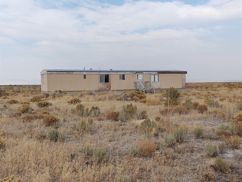 Singlewide Harney Rd Available : Burns : Harney County : Oregon