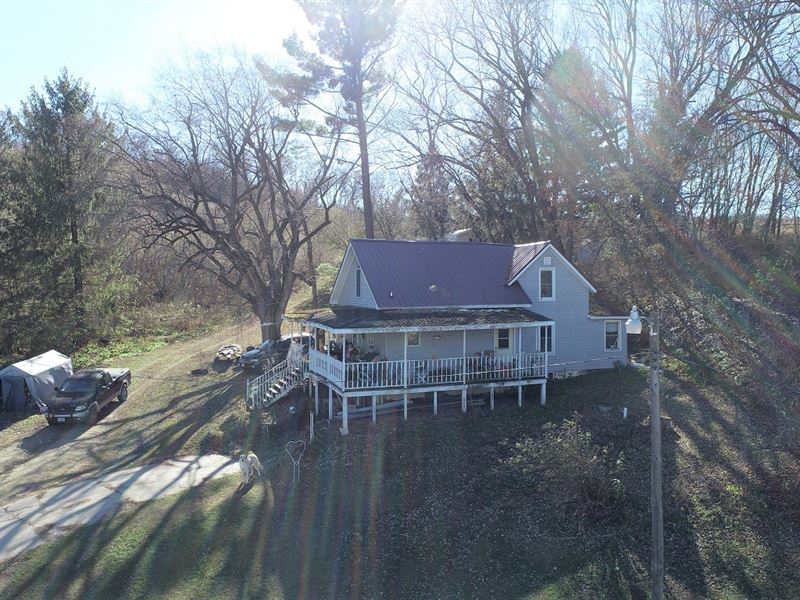 133.6 Acres, Home Trempealeau Cnty : Independence : Trempealeau County : Wisconsin