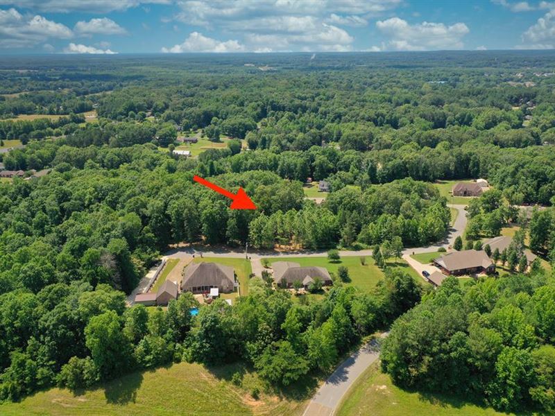Premium Neighborhood Lot : Huntingdon : Carroll County : Tennessee