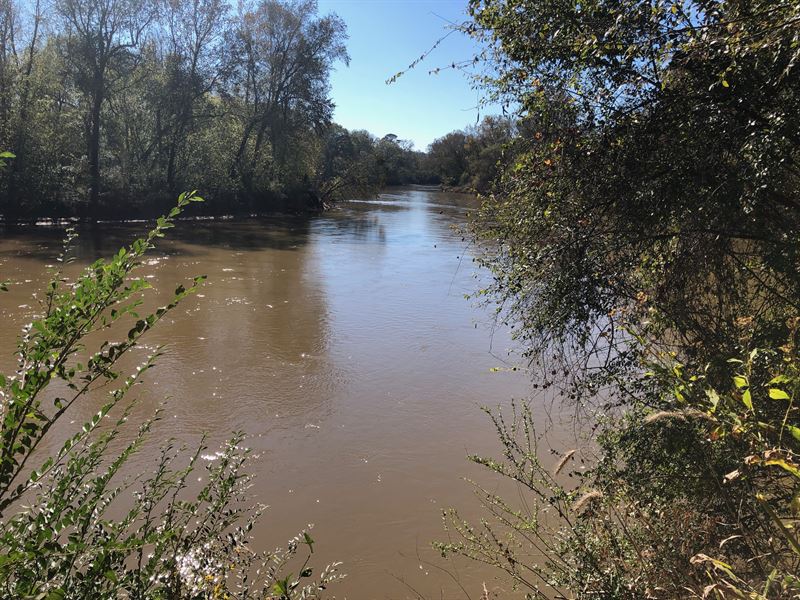 Beautiful Broad River : Elberton : Elbert County : Georgia