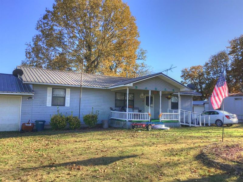 Ranch Style Home Howard's Ridge : Gainesville : Ozark County : Missouri