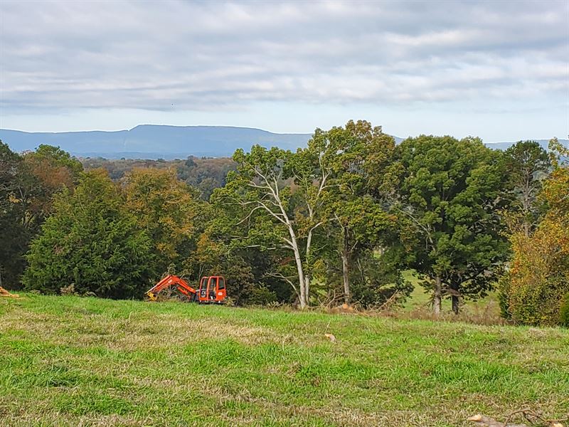 Beautiful Land with Mountain Views : Ringgold : Catoosa County : Georgia