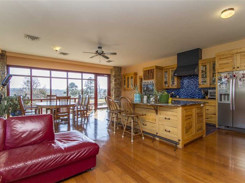 80 Acres, Gorgeous Home, Stunn : Ferndale : Pulaski County : Arkansas