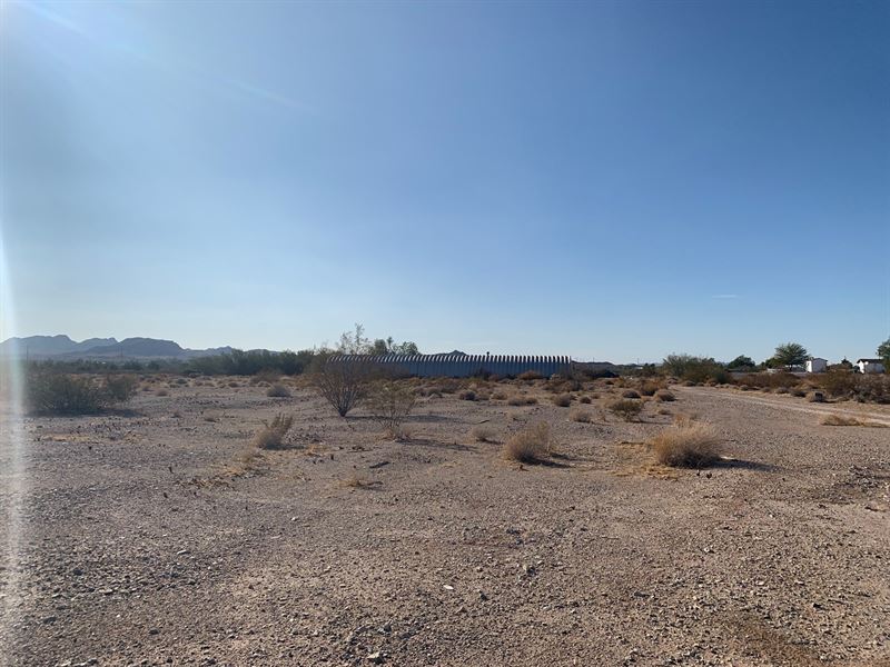 40 Acre Parcel Bouse, AZ Well : Bouse : La Paz County : Arizona