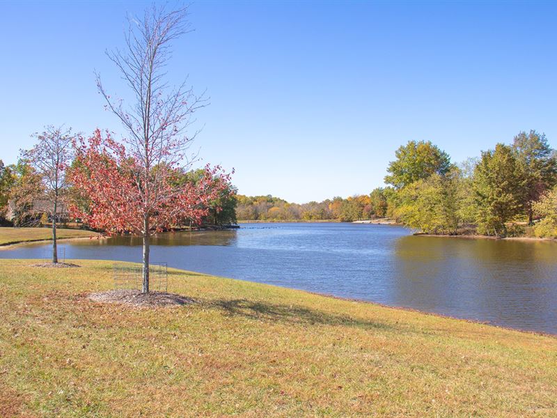 Taylorville Building Site on Lake : Taylorville : Macoupin County : Illinois
