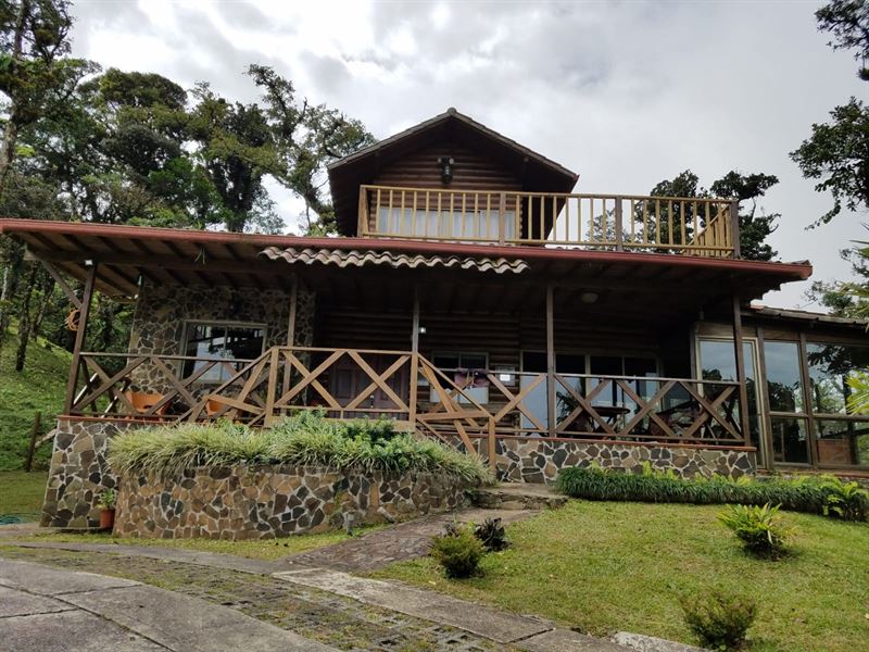 Country House Rent Altos Del Maria : Panama