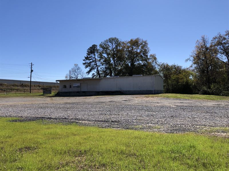 3880 +/- SF Warehouse on 2.9 +/- Ac : Cartersville : Bartow County : Georgia