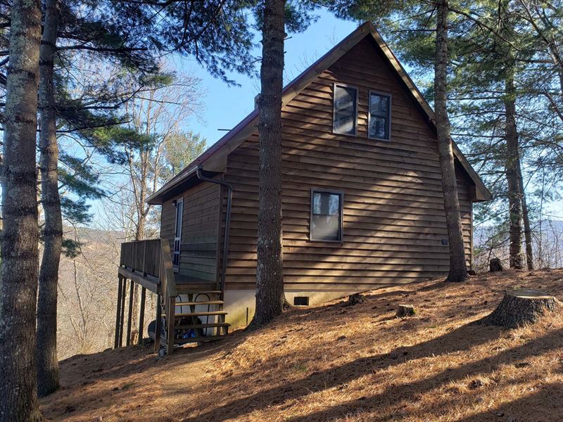 Mountain Cabin with View Land for Sale in Troutdale, Grayson County