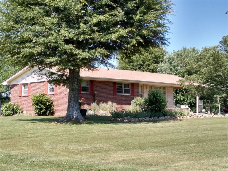 Farm Brick House, Shop, Barn : Loretto : Lawrence County : Tennessee