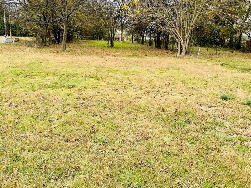 Large Cleared Lot : Ardmore : Carter County : Oklahoma