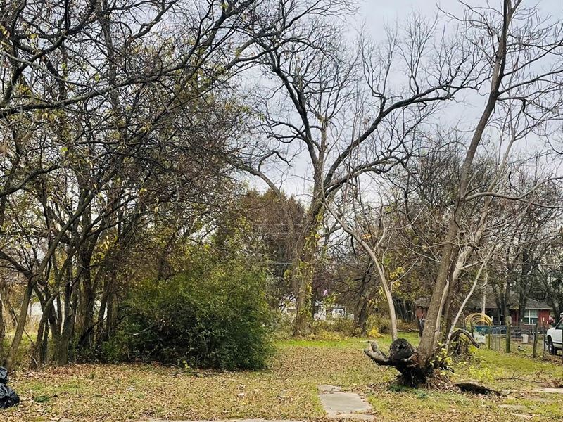 Empty Lot for Sale : Ardmore : Carter County : Oklahoma