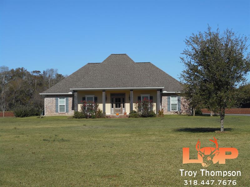 17.33 Acs and Home On The Bayou : Moreauville : Avoyelles Parish : Louisiana